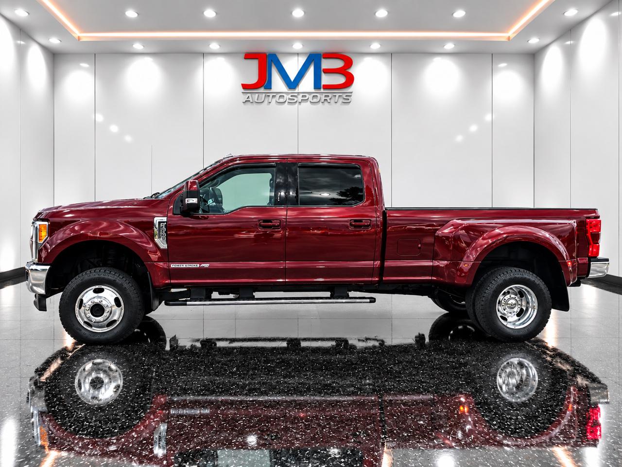 Ford F-350 SD Lariat Crew Cab Long Bed DRW 4WD 2017