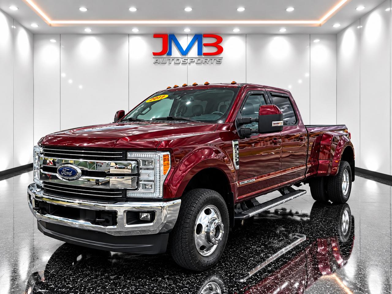 Ford F-350 SD Lariat Crew Cab Long Bed DRW 4WD 2017