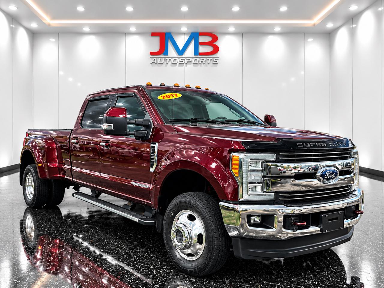 Ford F-350 SD Lariat Crew Cab Long Bed DRW 4WD 2017