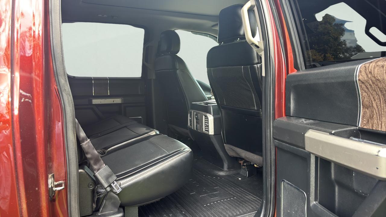 Ford F-350 SD Lariat Crew Cab Long Bed DRW 4WD 2017