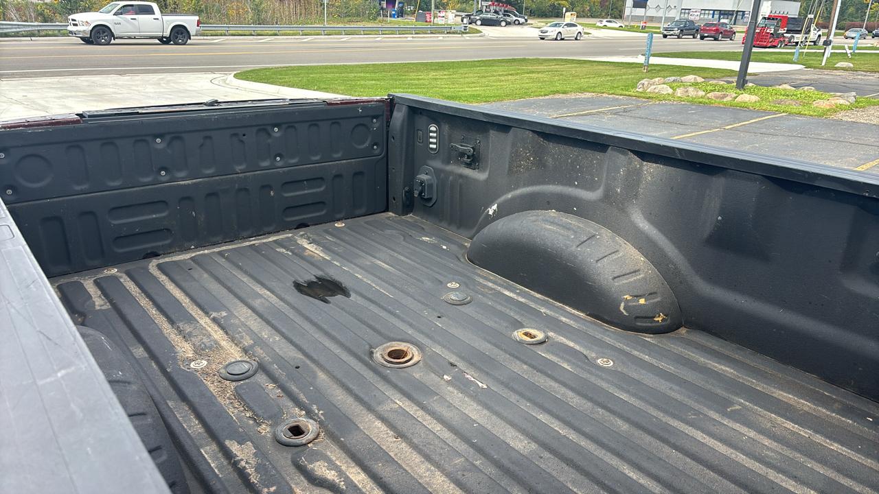 Ford F-350 SD Lariat Crew Cab Long Bed DRW 4WD 2017