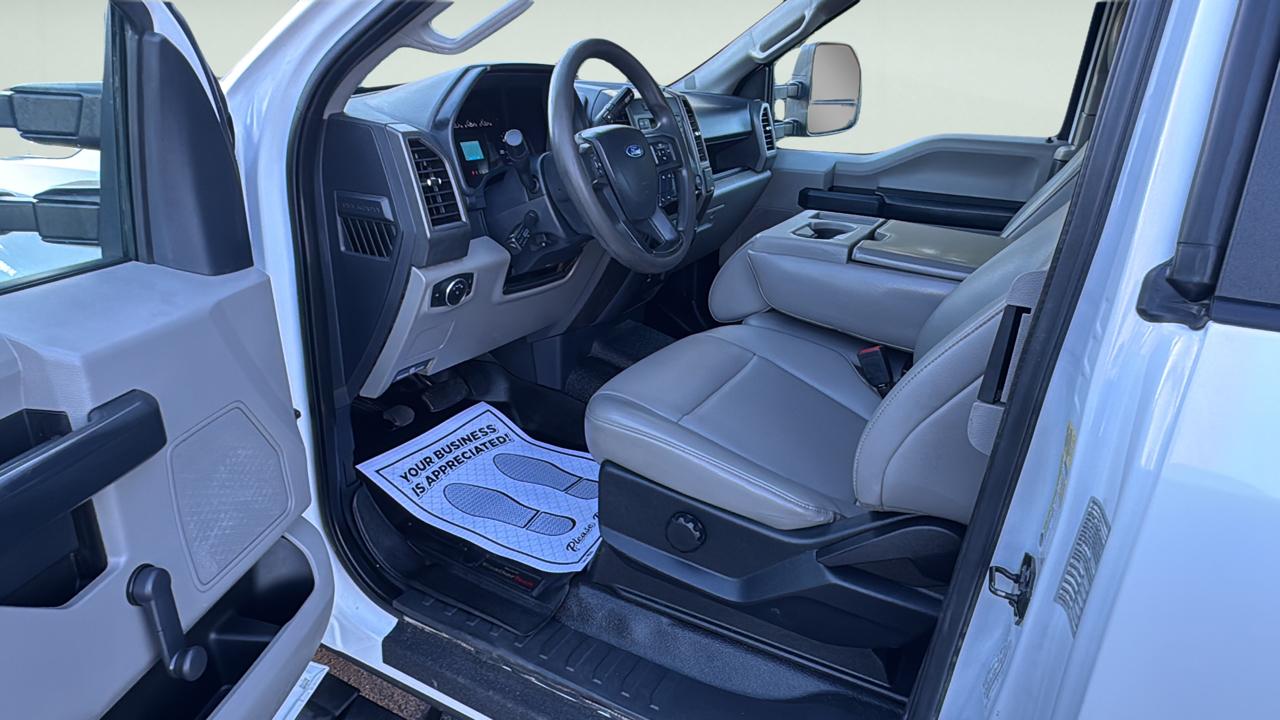 Ford F-250 SD XL SuperCab 4WD 2022