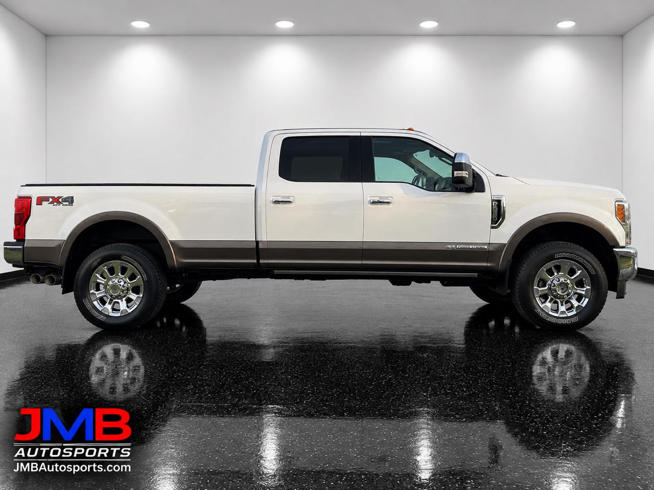 Ford Super Duty F-350 SRW King Ranch 4WD Crew Cab 8' Box 2018