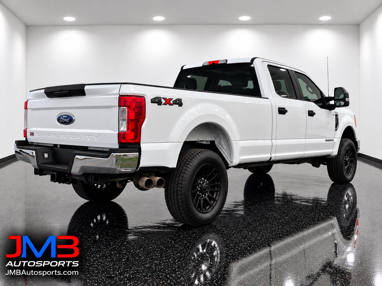 Ford Super Duty F-250 SRW XL 4WD Crew Cab 8' Box 2019