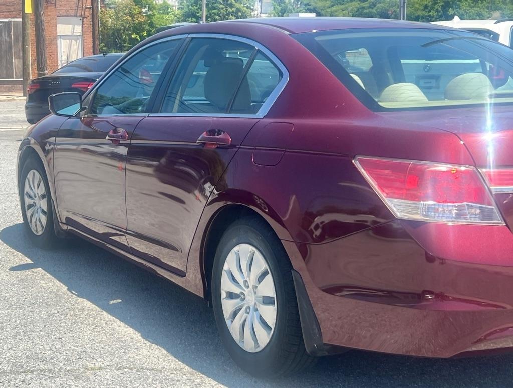 Honda Accord LX sedan AT 2012