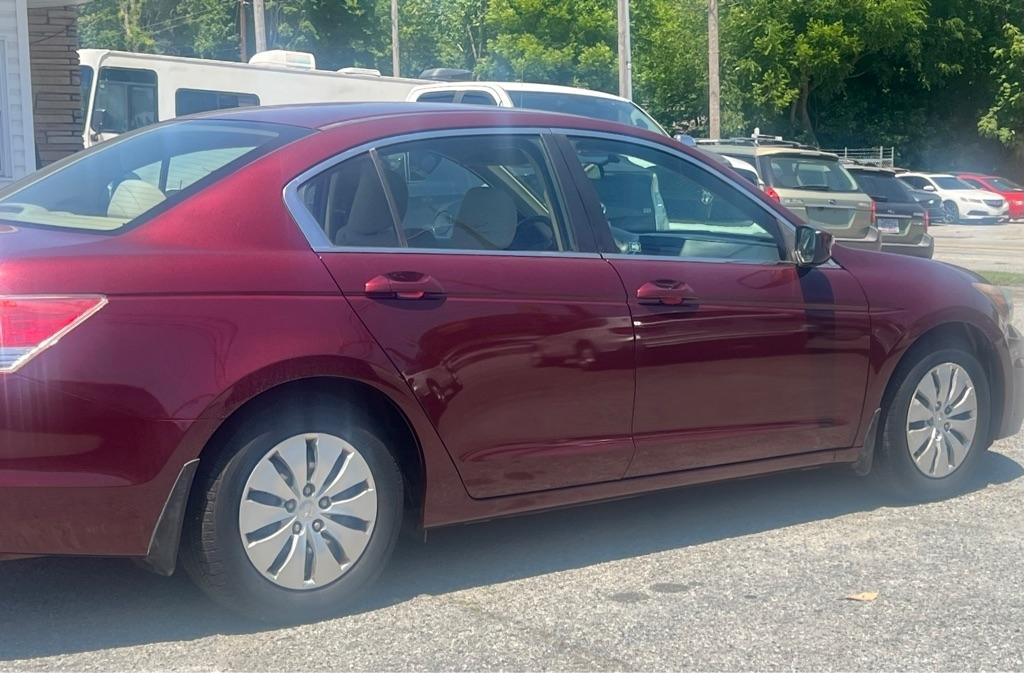 Honda Accord LX sedan AT 2012