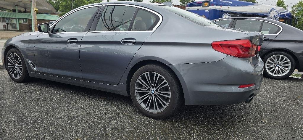 BMW 5-Series 530i xDrive 2017