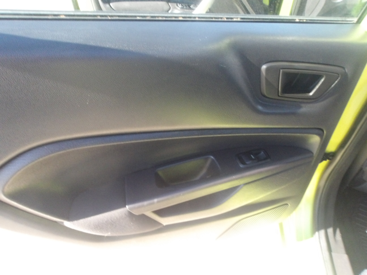 Ford Fiesta 5dr HB SES 2011