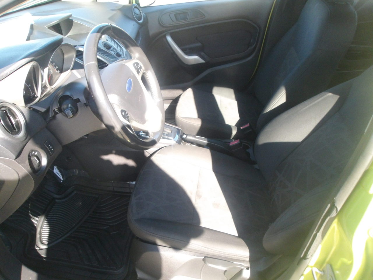 Ford Fiesta 5dr HB SES 2011