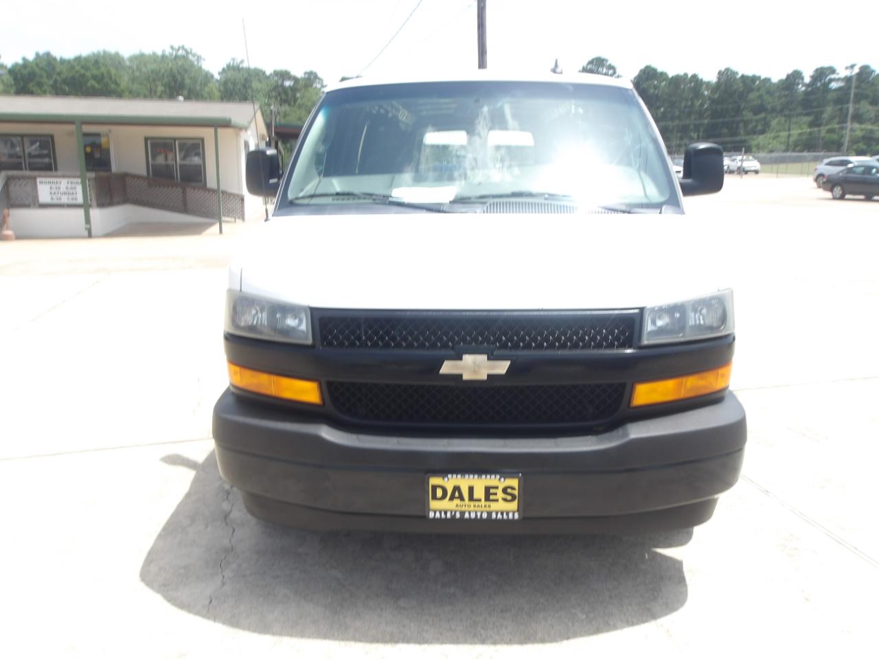 Chevrolet Express Cargo Van RWD 2500 155" 2020
