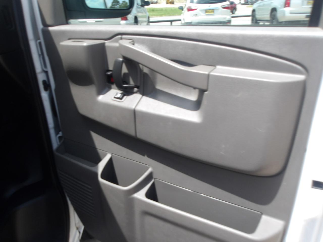 Chevrolet Express Cargo Van RWD 2500 155" 2020