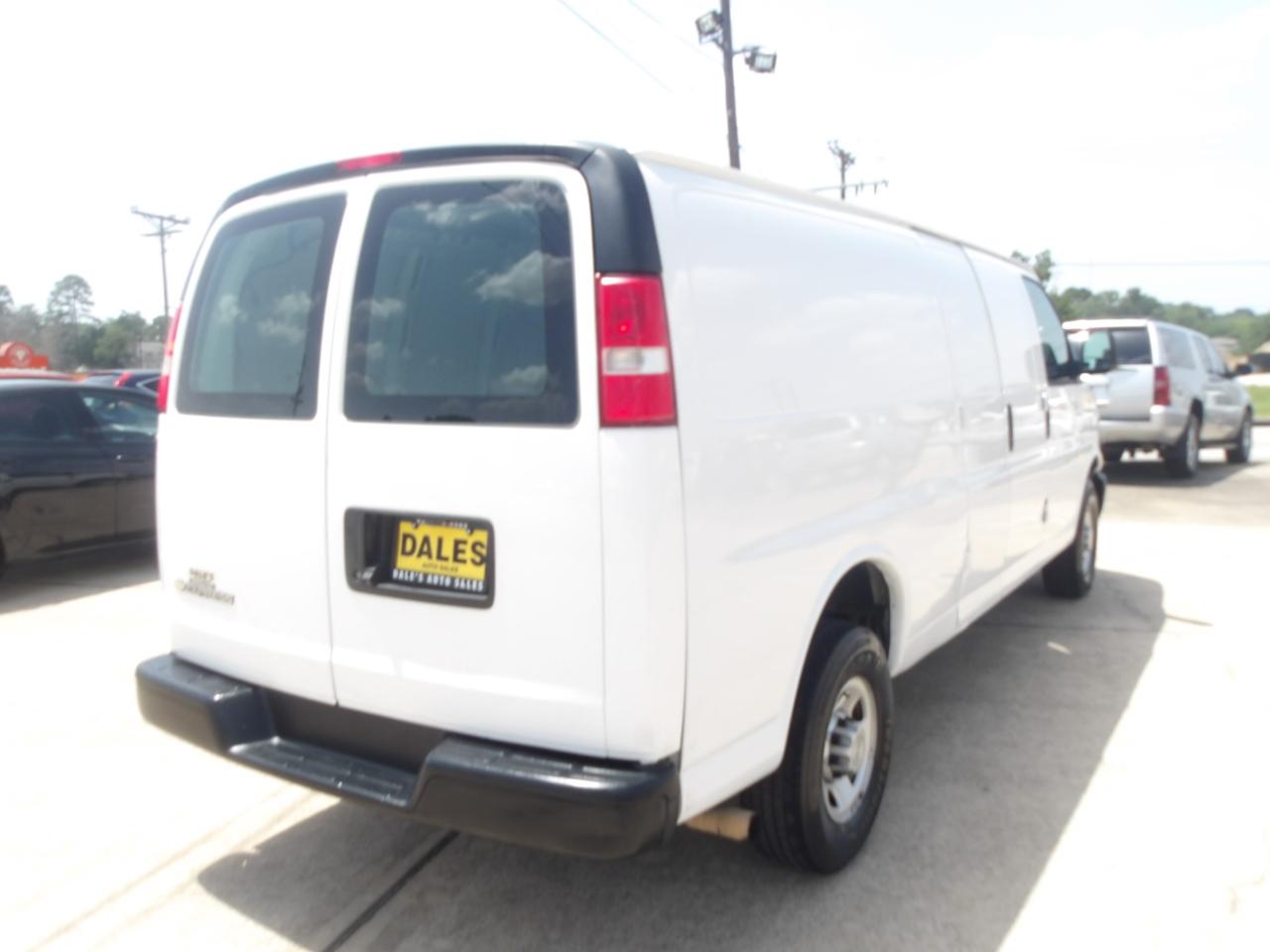 Chevrolet Express Cargo Van RWD 2500 155" 2020