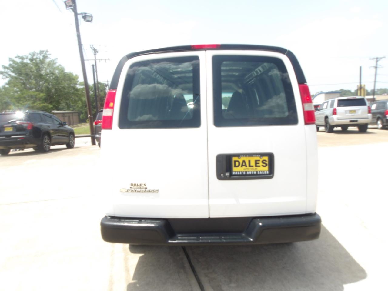 Chevrolet Express Cargo Van RWD 2500 155" 2020
