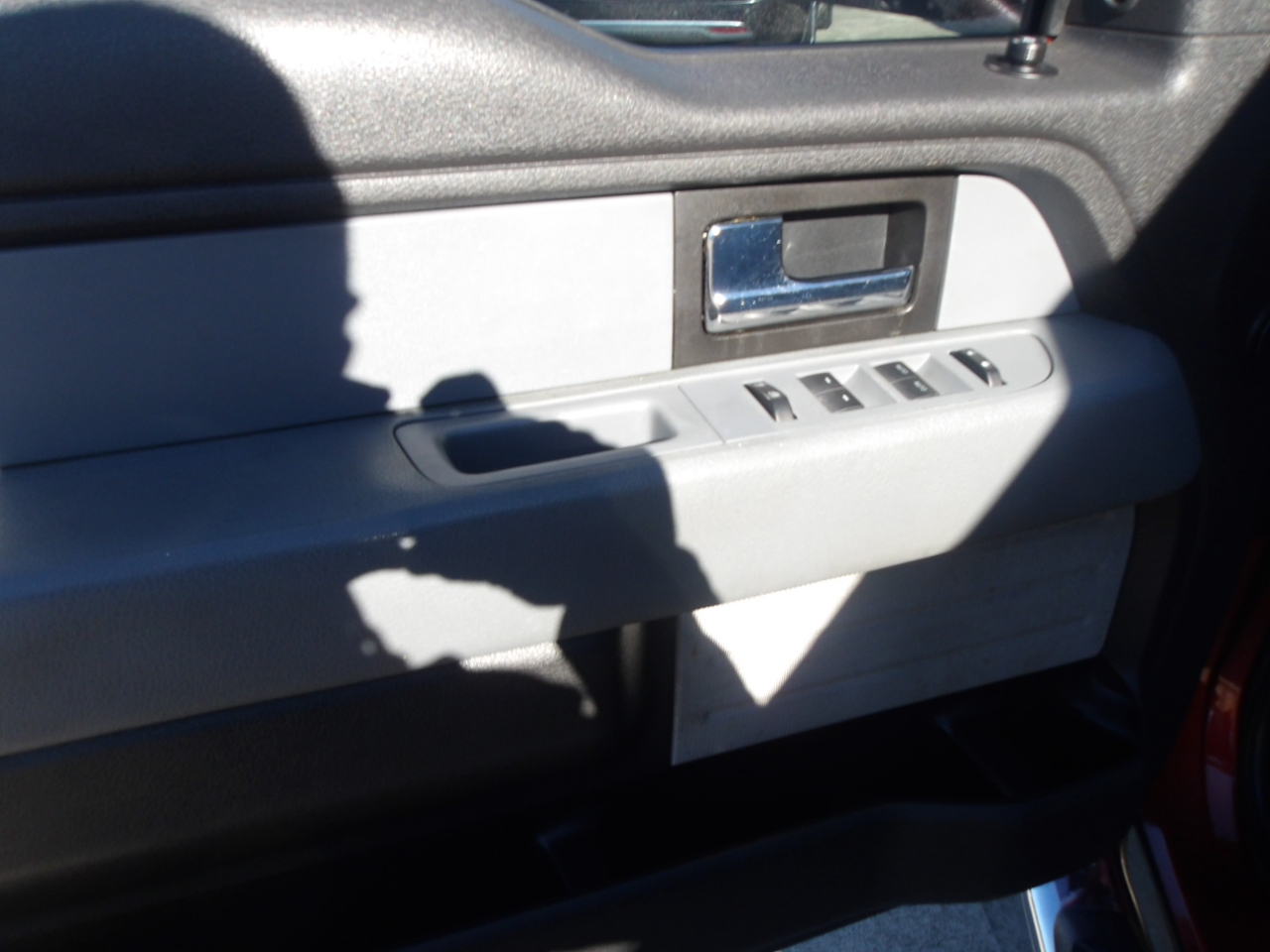 Ford F-150 2WD SuperCrew 145" King Ranch 2014