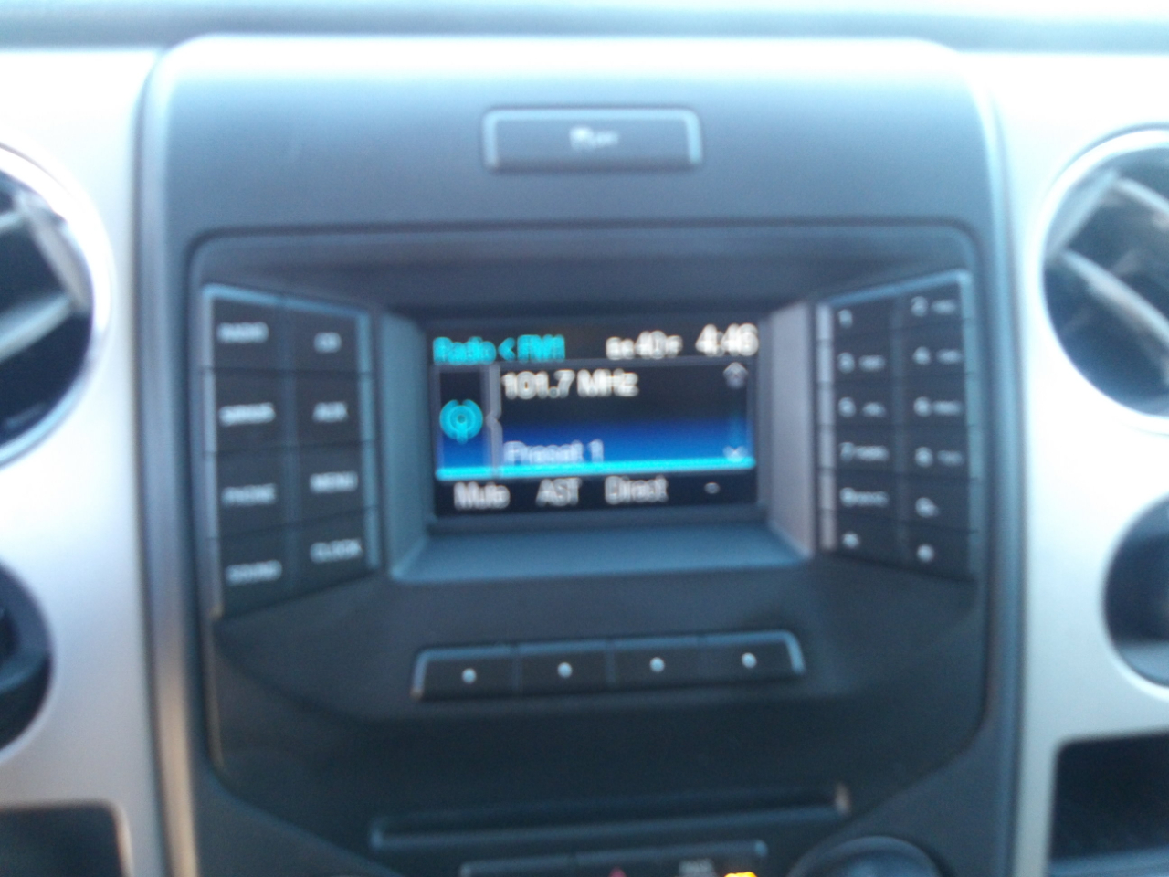 Ford F-150 2WD SuperCrew 145" King Ranch 2014