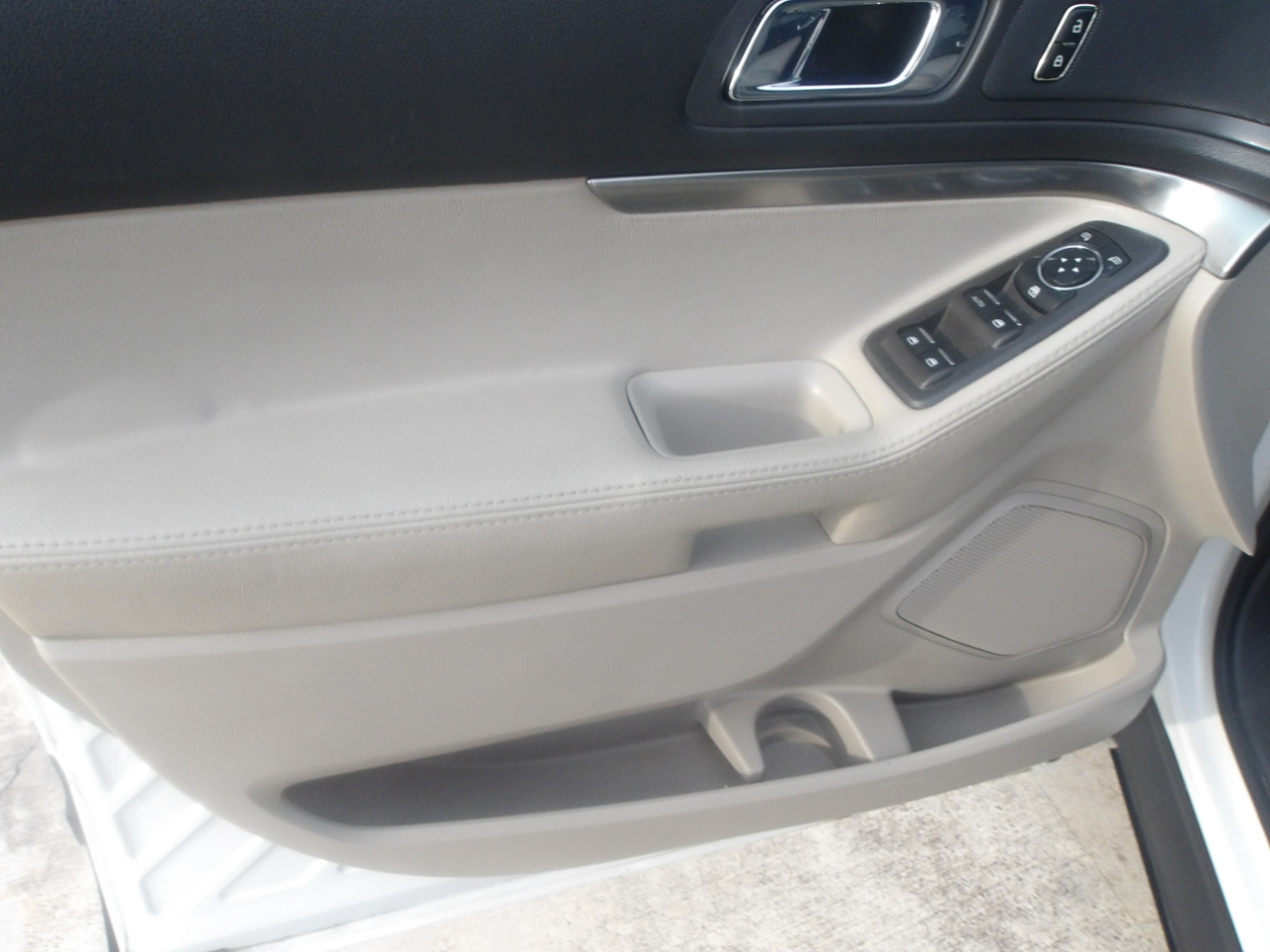 Ford Explorer 4WD 4dr Base 2011 Ford Explorer 4WD 4dr Base 2011