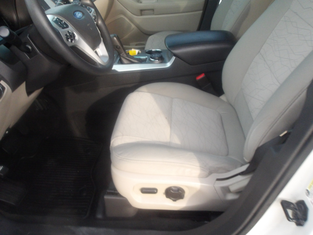 Ford Explorer 4WD 4dr Base 2011 Ford Explorer 4WD 4dr Base 2011