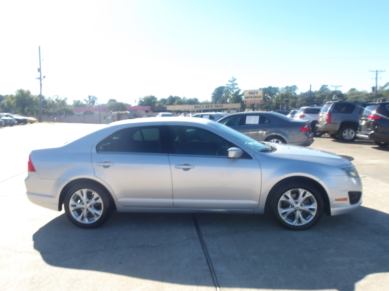 Ford Fusion 4dr Sdn SE FWD 2012 Ford Fusion 4dr Sdn SE FWD 2012