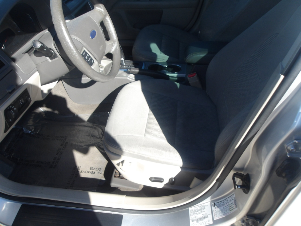 Ford Fusion 4dr Sdn SE FWD 2012 Ford Fusion 4dr Sdn SE FWD 2012