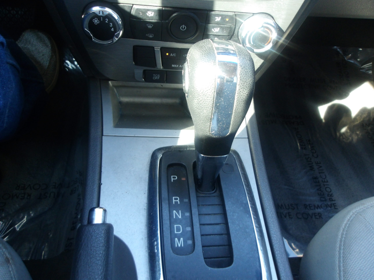 Ford Fusion 4dr Sdn SE FWD 2012 Ford Fusion 4dr Sdn SE FWD 2012