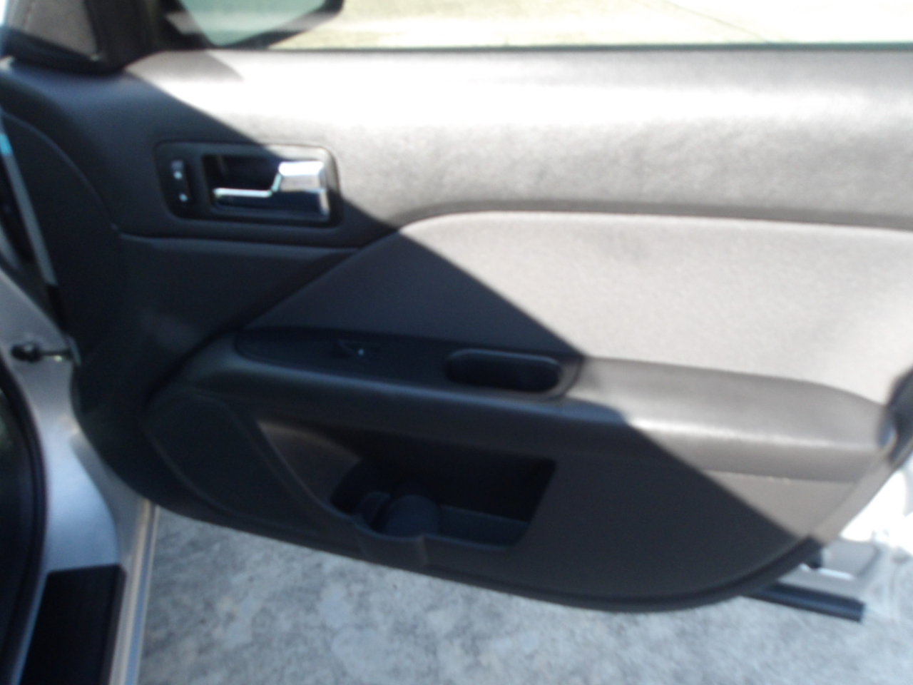 Ford Fusion 4dr Sdn SE FWD 2010 Ford Fusion 4dr Sdn SE FWD 2010