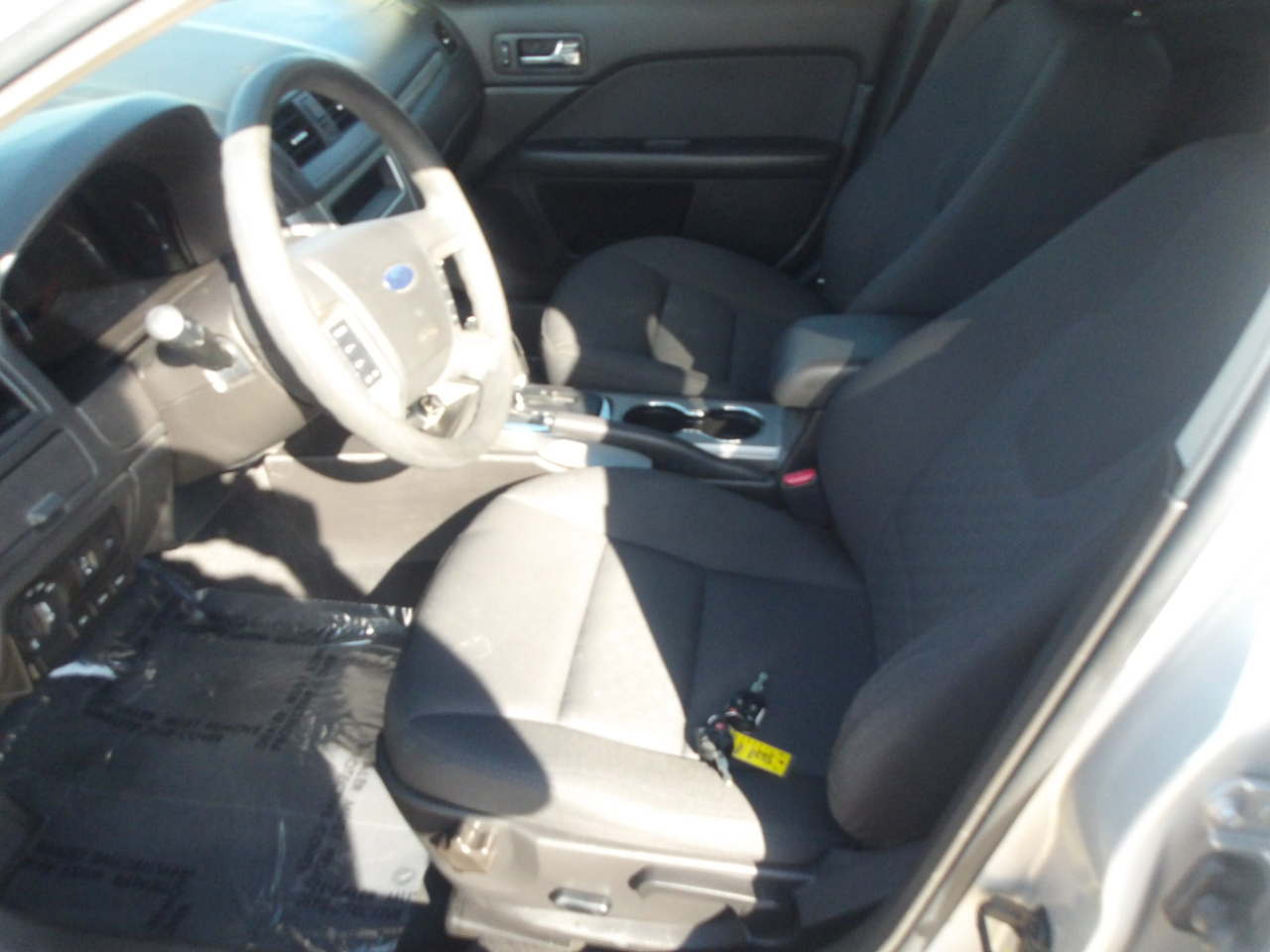 Ford Fusion 4dr Sdn SE FWD 2010 Ford Fusion 4dr Sdn SE FWD 2010