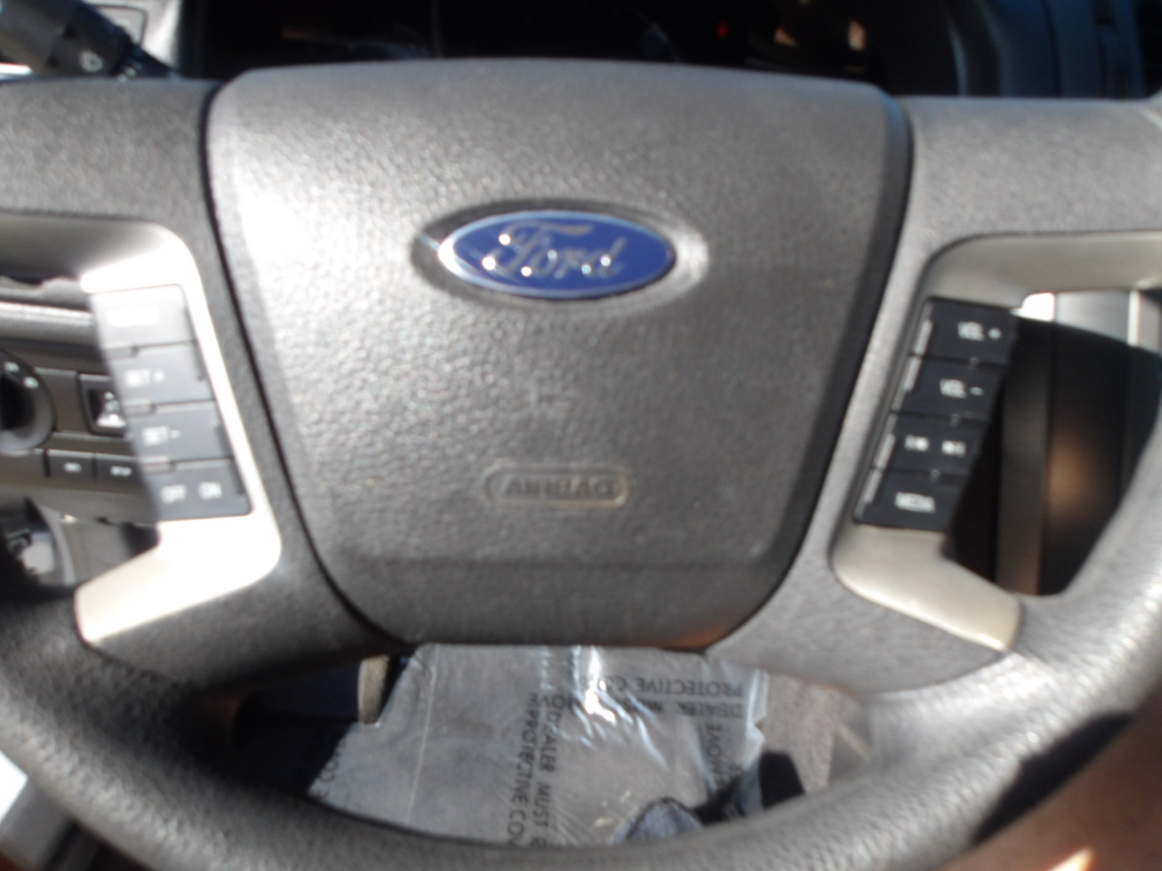 Ford Fusion 4dr Sdn SE FWD 2010 Ford Fusion 4dr Sdn SE FWD 2010