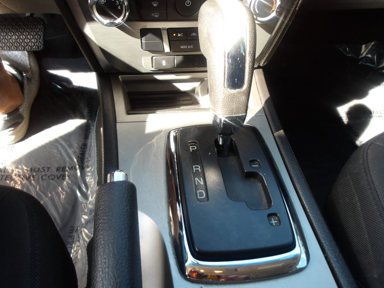 Ford Fusion 4dr Sdn SE FWD 2010 Ford Fusion 4dr Sdn SE FWD 2010