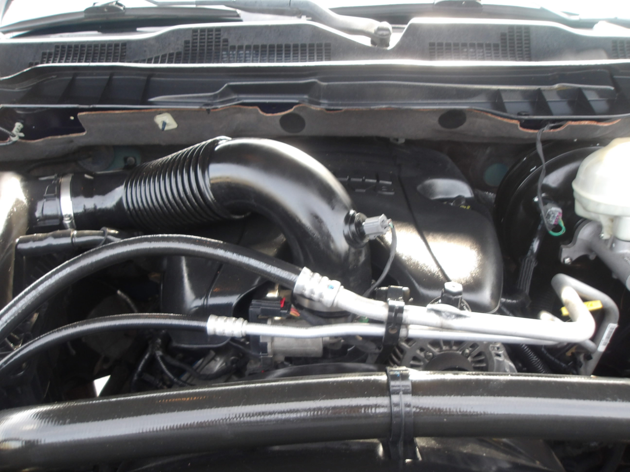 RAM 1500 2WD Crew Cab 140.5" Lone Star 2014