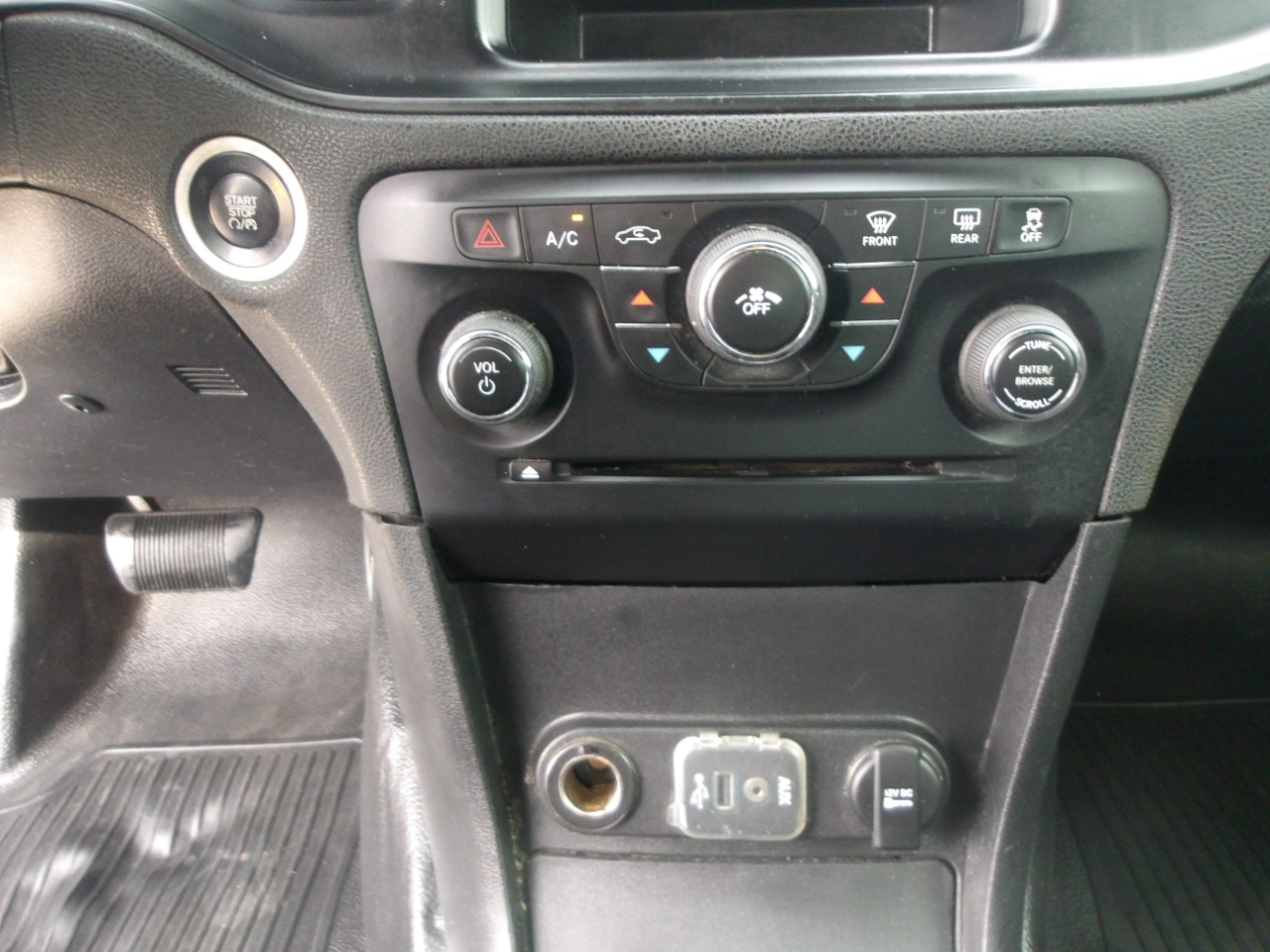 Dodge Charger 4dr Sdn Police RWD 2014