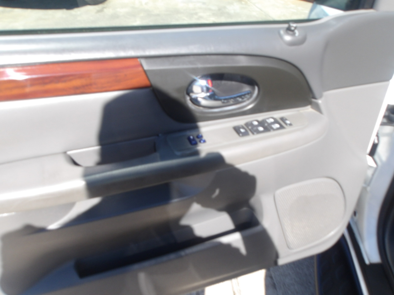 GMC Envoy 4dr 2WD SLT 2004 GMC Envoy 4dr 2WD SLT 2004