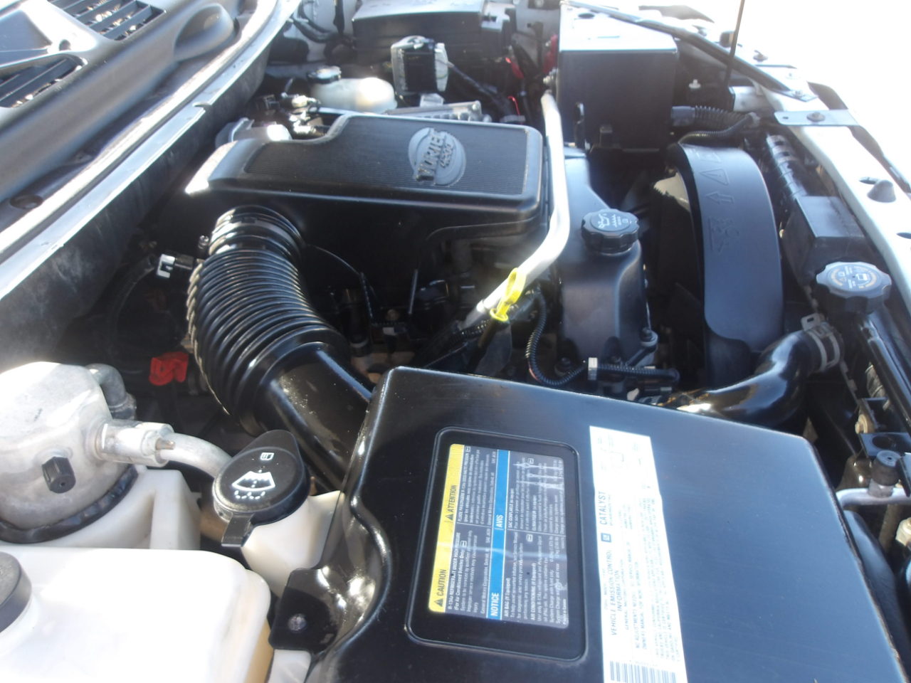 GMC Envoy 4dr 2WD SLT 2004 GMC Envoy 4dr 2WD SLT 2004