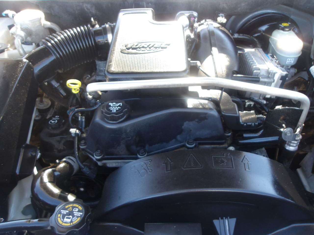 GMC Envoy 4dr 2WD SLT 2004 GMC Envoy 4dr 2WD SLT 2004