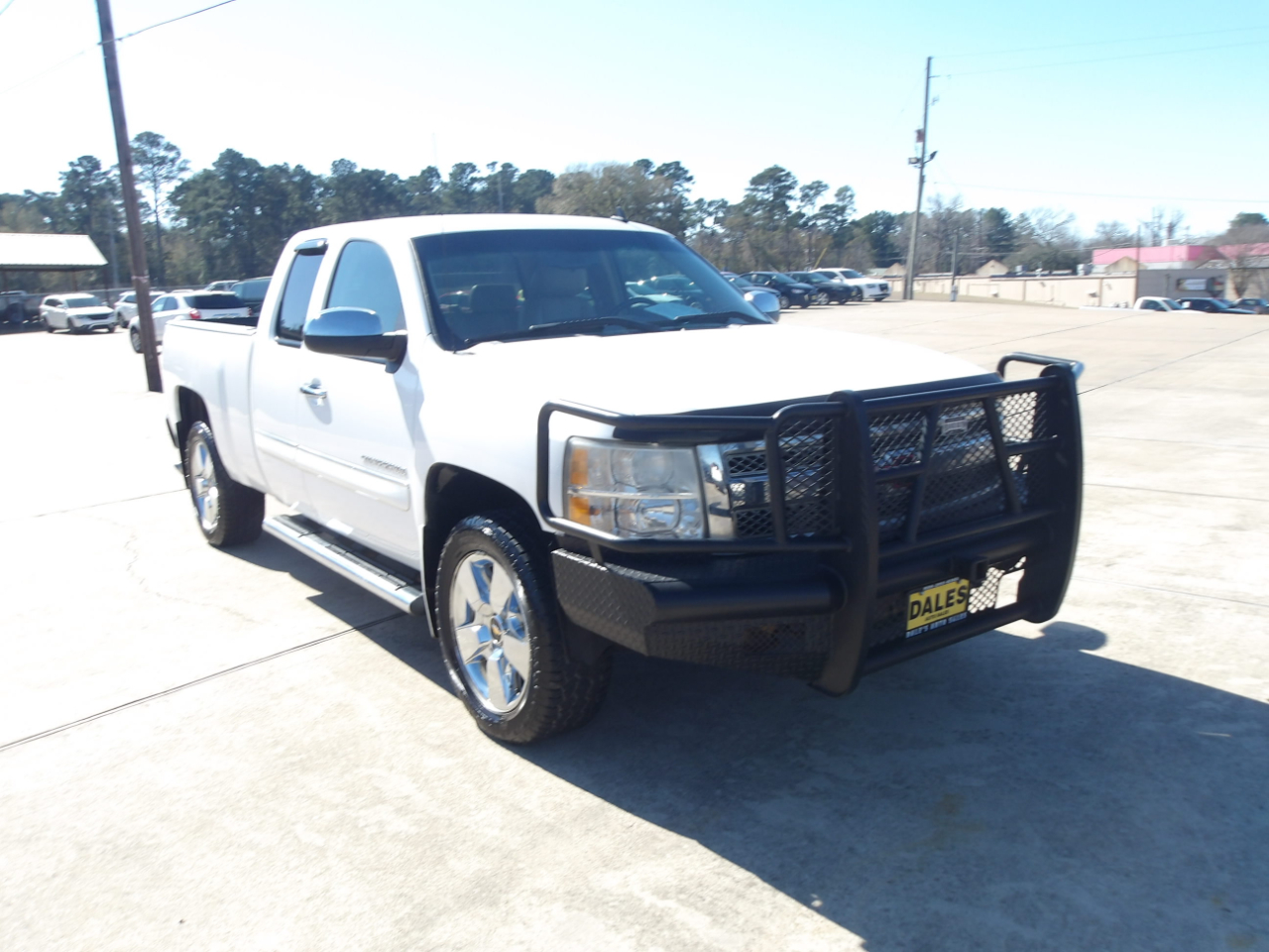 Chevrolet Silverado 1500 4WD Ext Cab 143.5" LT 2011