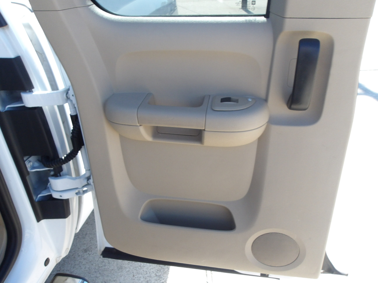 Chevrolet Silverado 1500 4WD Ext Cab 143.5" LT 2011