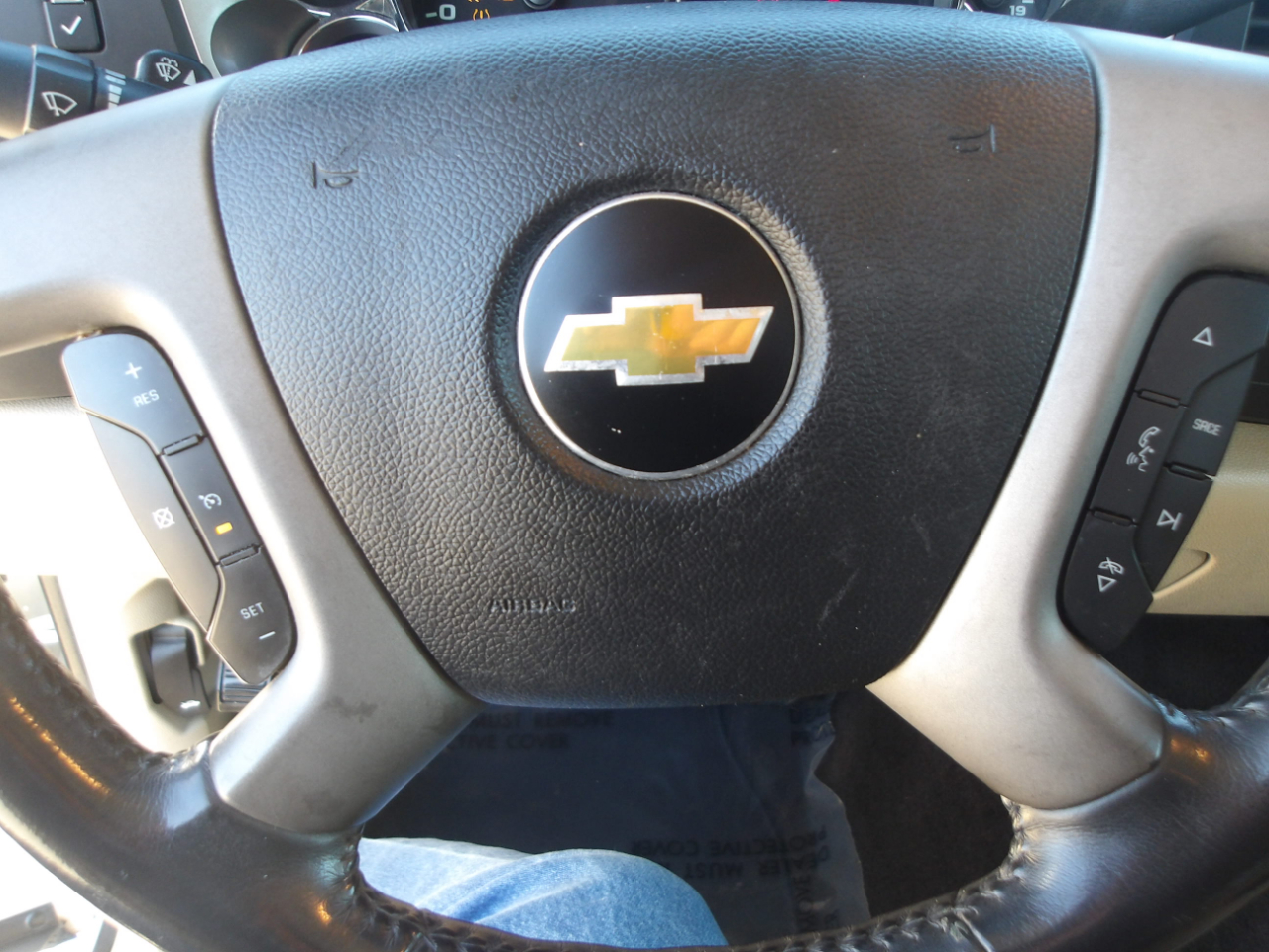 Chevrolet Silverado 1500 4WD Ext Cab 143.5" LT 2011