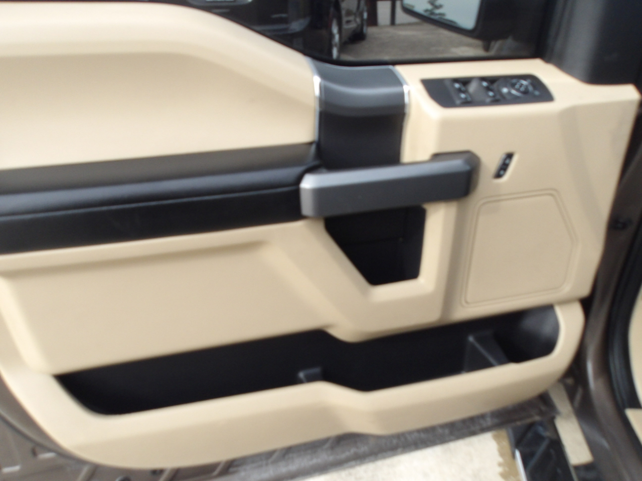 Ford F-150 XLT 4WD SuperCrew 5.5' Box 2017