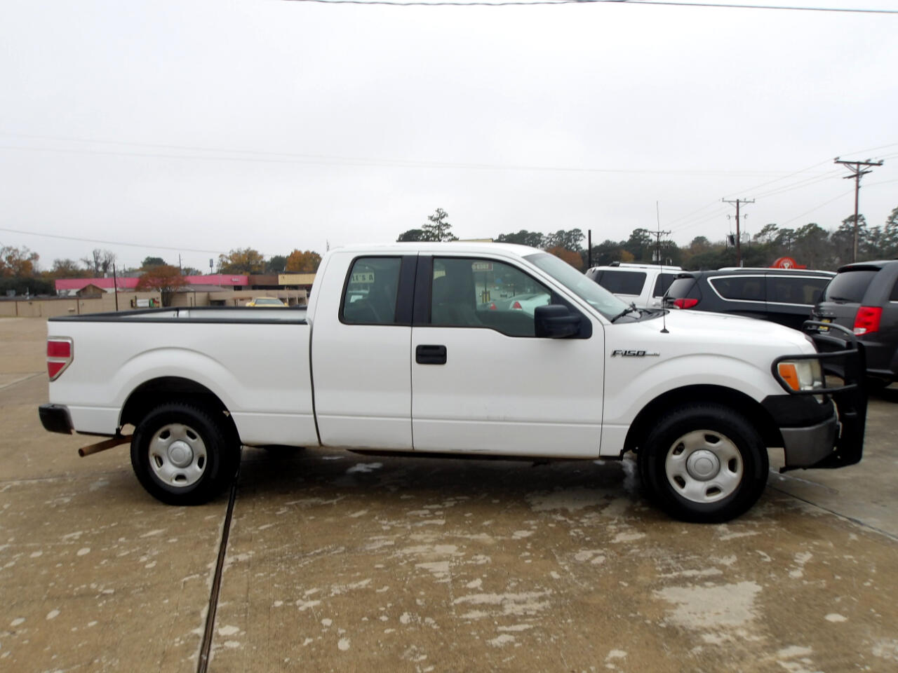 Ford F-150 2WD SuperCab 145" XL 2009