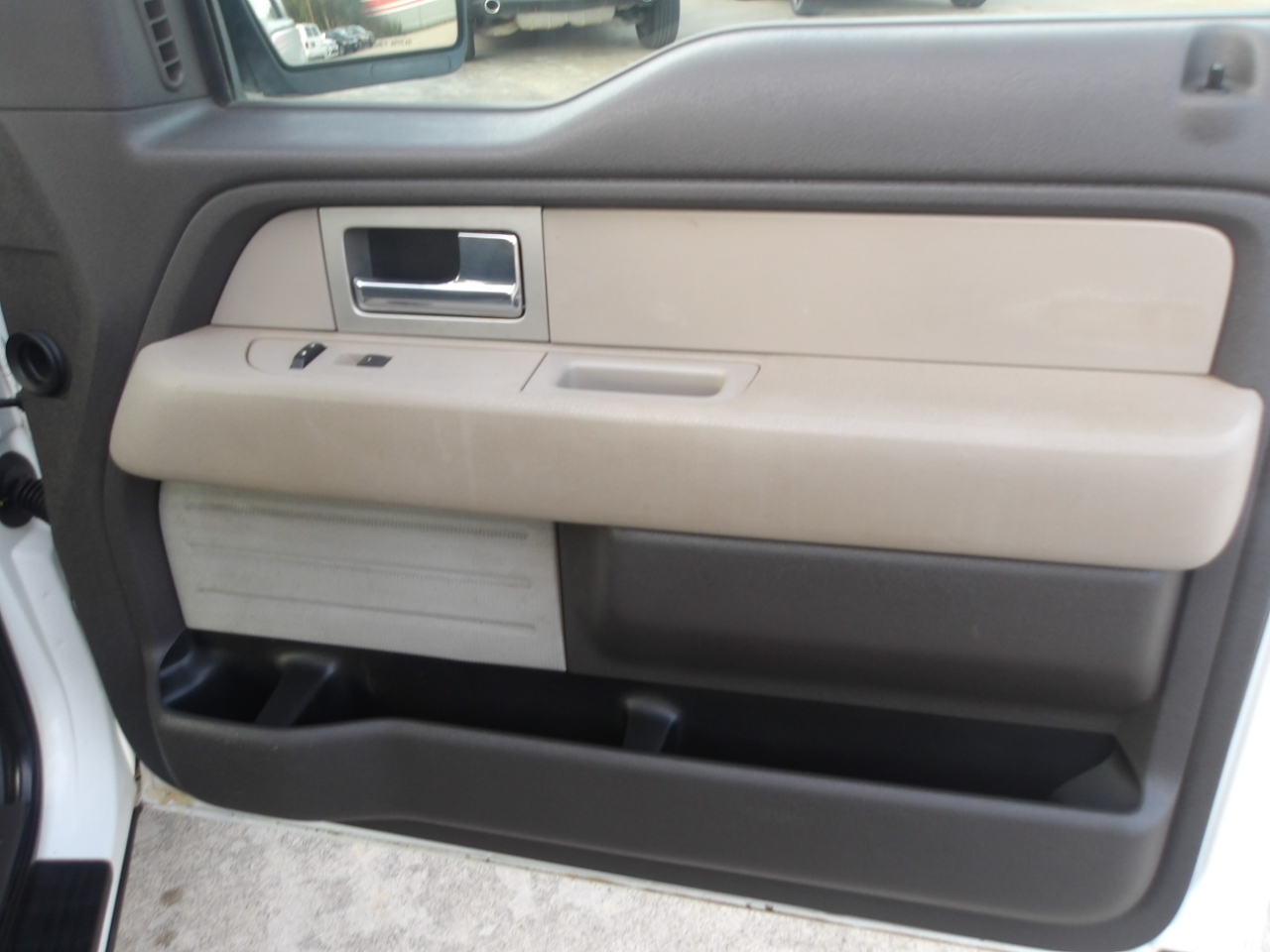 Ford F-150 2WD SuperCab 145" XL 2009