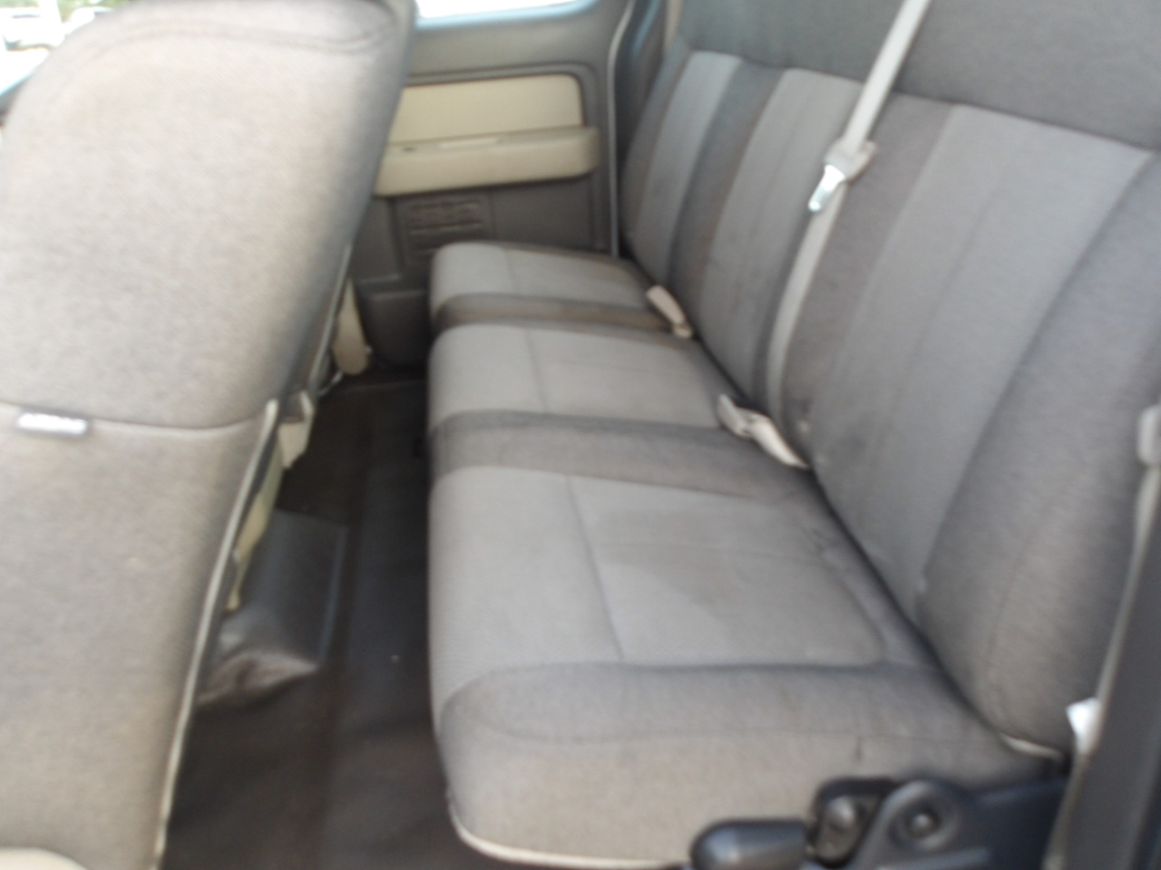 Ford F-150 2WD SuperCab 145" XL 2009