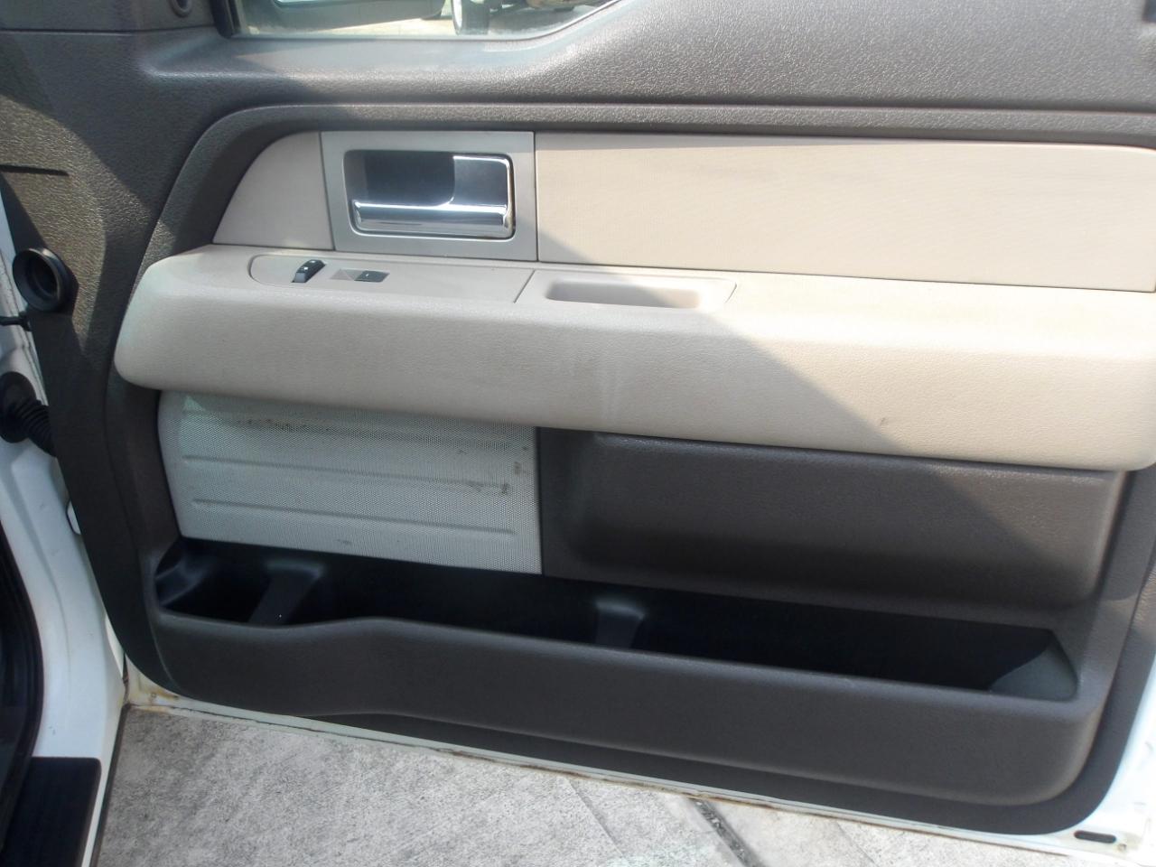 Ford F-150 2WD SuperCab 145" XL 2009