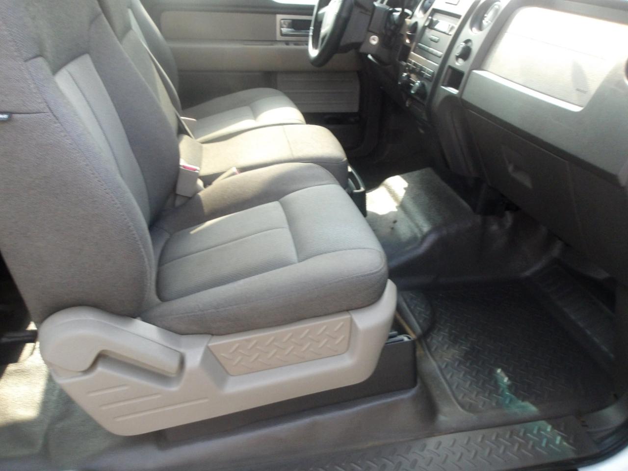 Ford F-150 2WD SuperCab 145" XL 2009