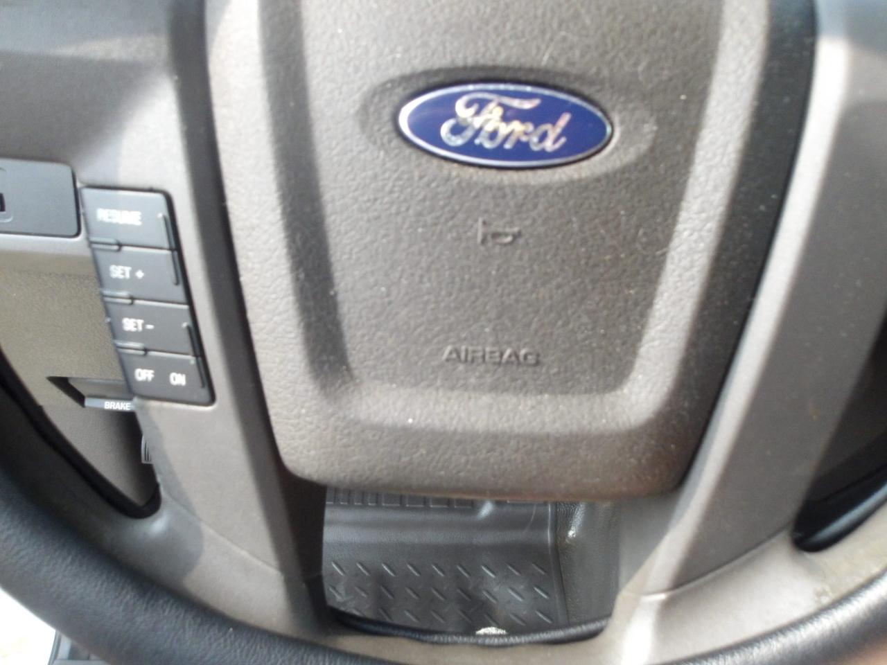 Ford F-150 2WD SuperCab 145" XL 2009