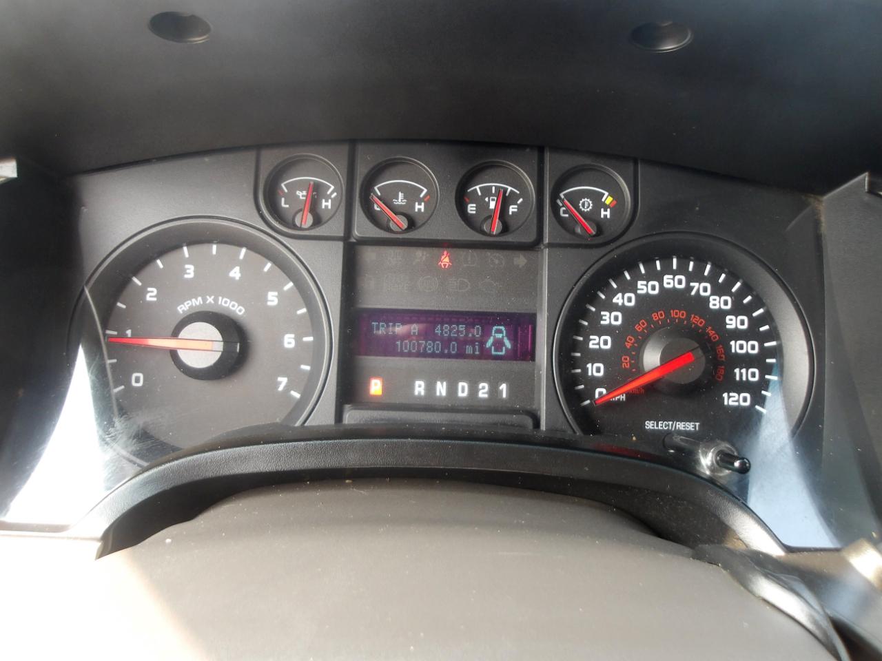 Ford F-150 2WD SuperCab 145" XL 2009