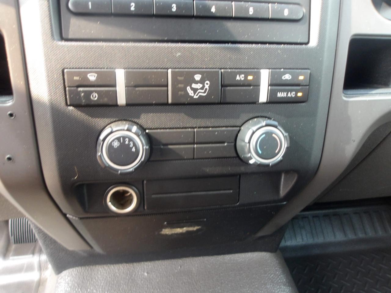 Ford F-150 2WD SuperCab 145" XL 2009