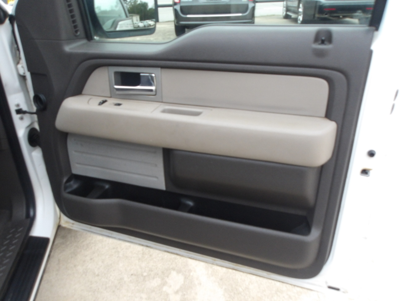 Ford F-150 2WD SuperCab 145" XL 2009