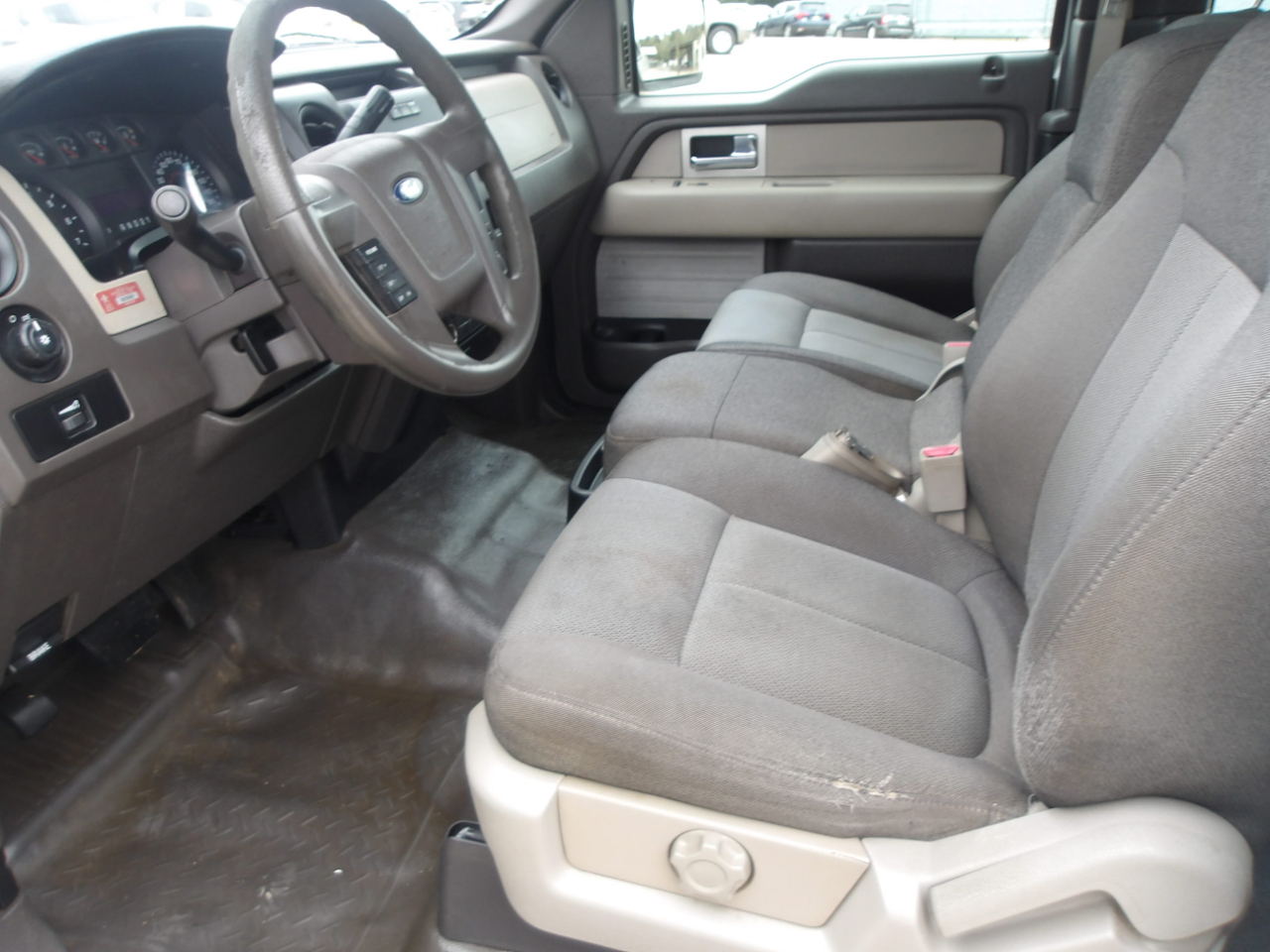 Ford F-150 2WD SuperCab 145" XL 2009