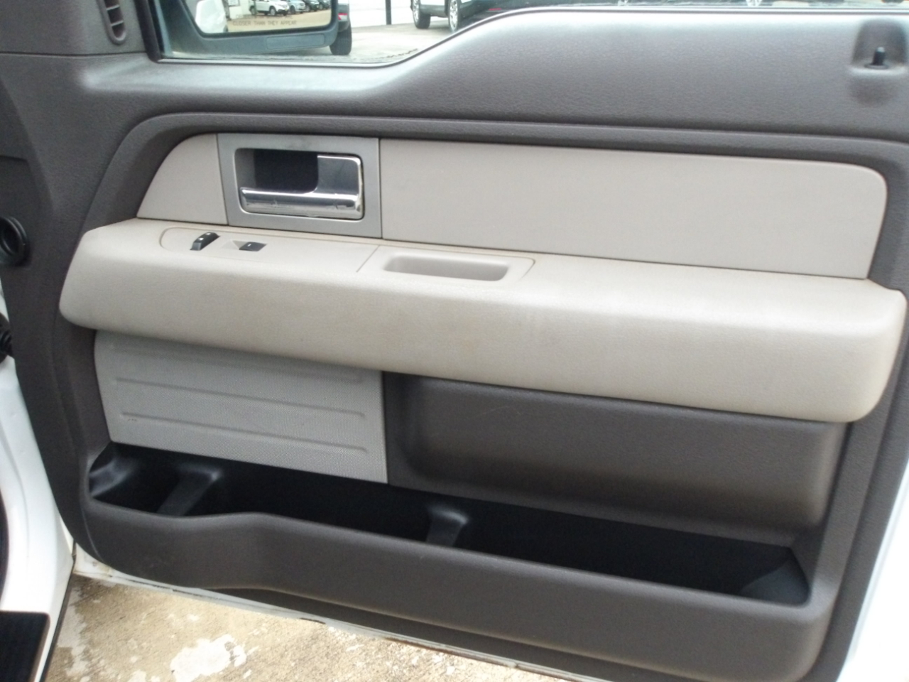 Ford F-150 4WD SuperCab 145" XL 2010