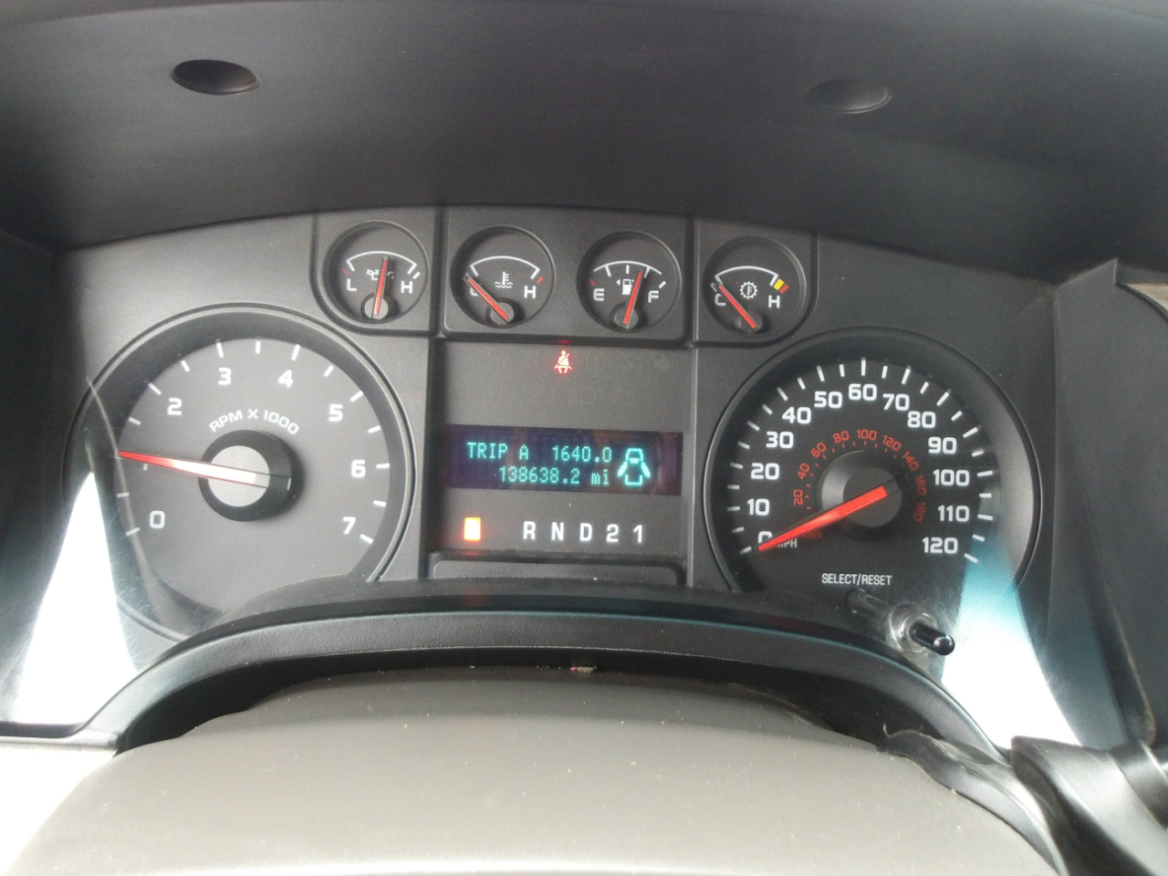 Ford F-150 4WD SuperCab 145" XL 2010