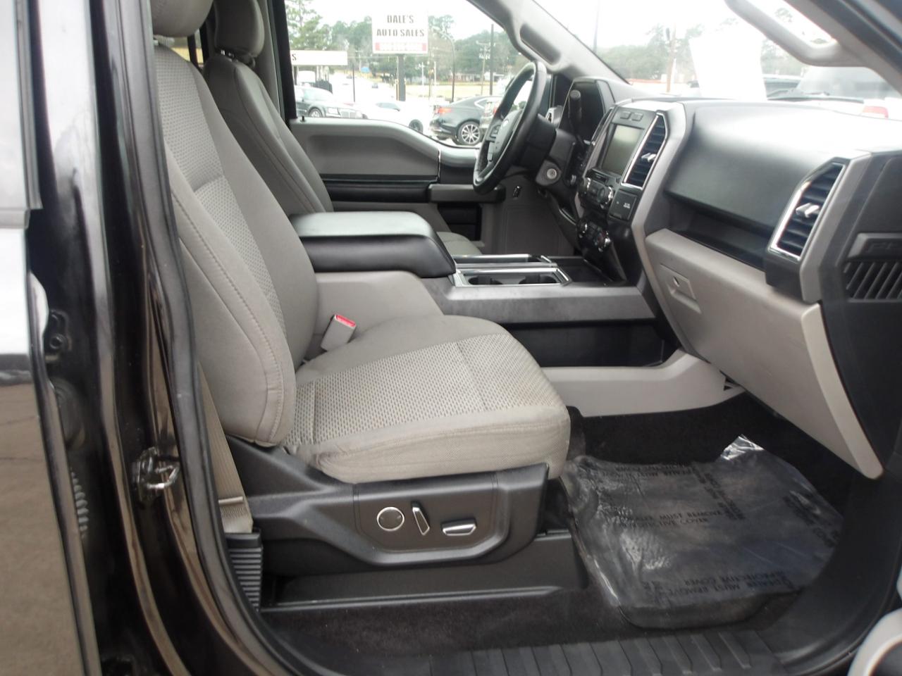 Ford F-150 4WD SuperCrew 145" XLT 2015